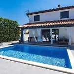 Bavaria Villa *